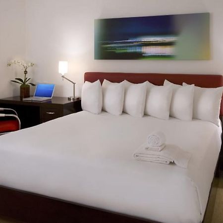 Pacific Inn Eco Central グルガウン エクステリア 写真